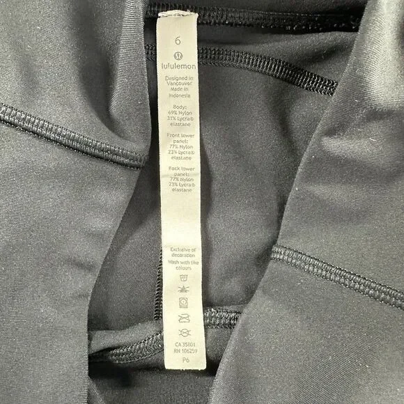 Lululemon Leggings‎ Womens 6 Black All The Right Places High-Rise Crop Training